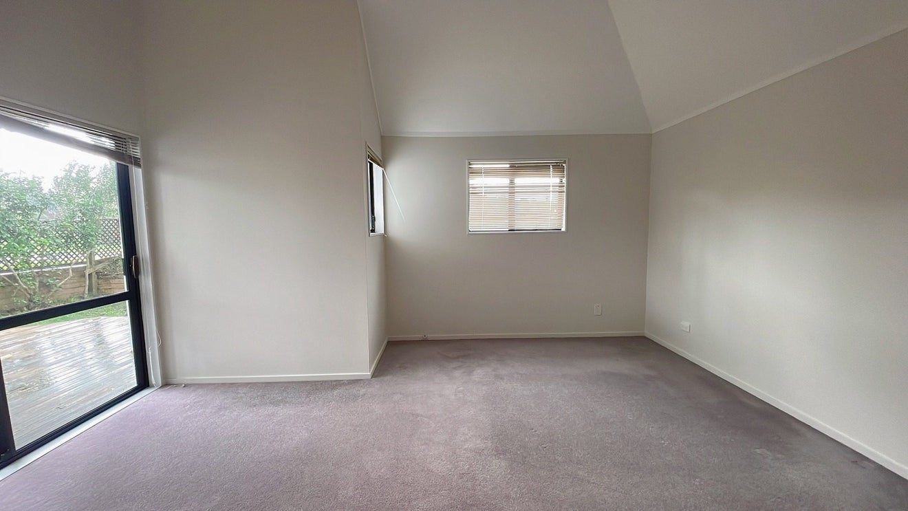 1/184 Norman Lesser Drive, St Johns, Auckland - Carousel 2
