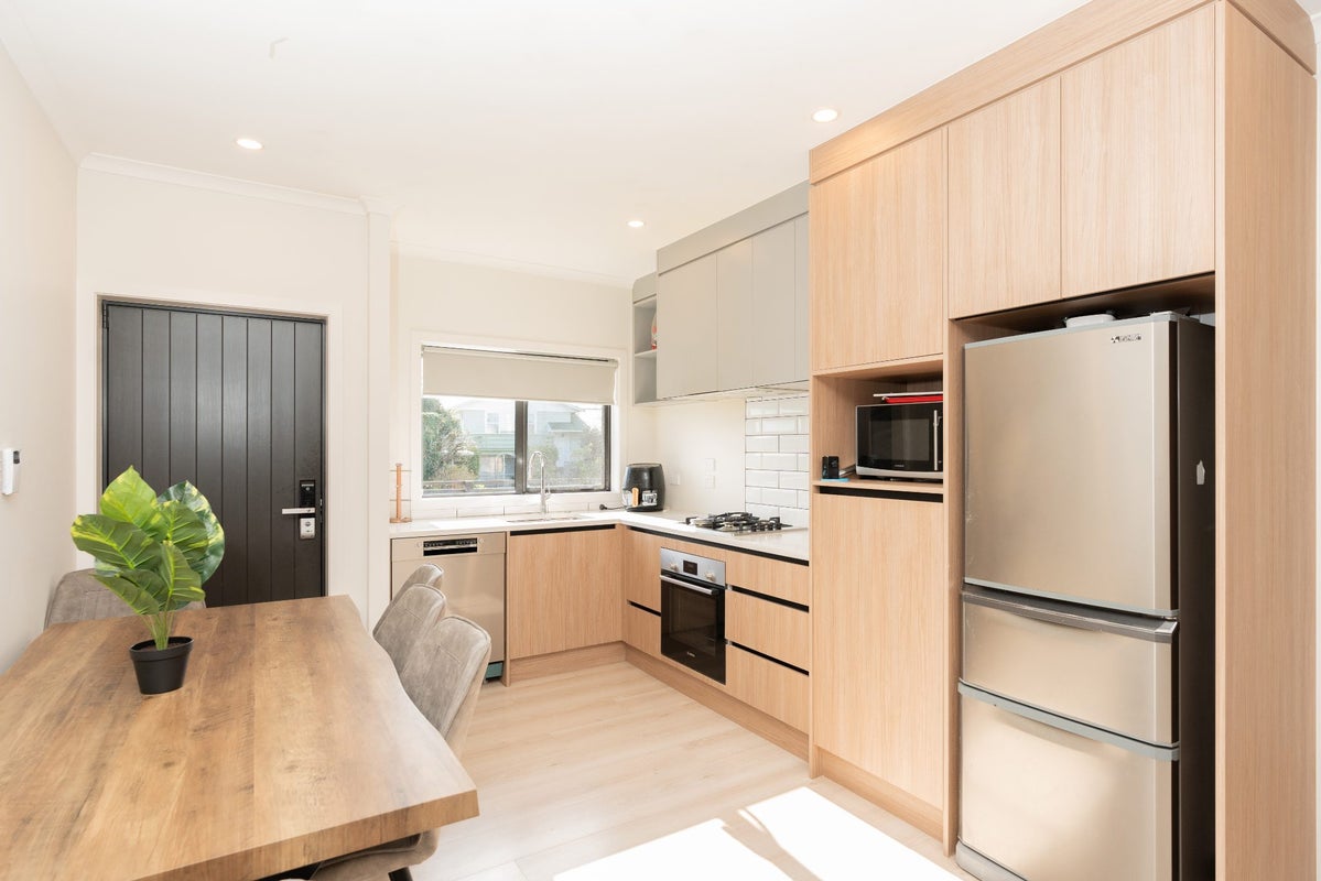 1/32 Glenview Terrace, Glenview, Hamilton - Carousel 1