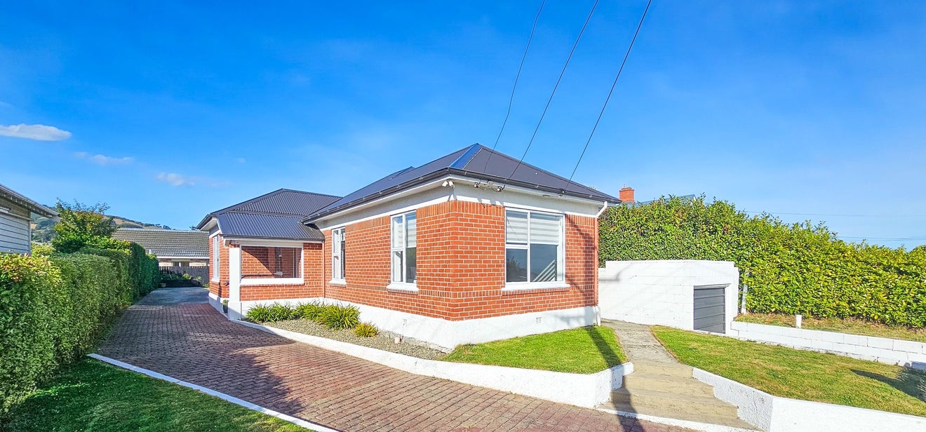 192 Gladstone Road, Dalmore, Dunedin - Carousel 1