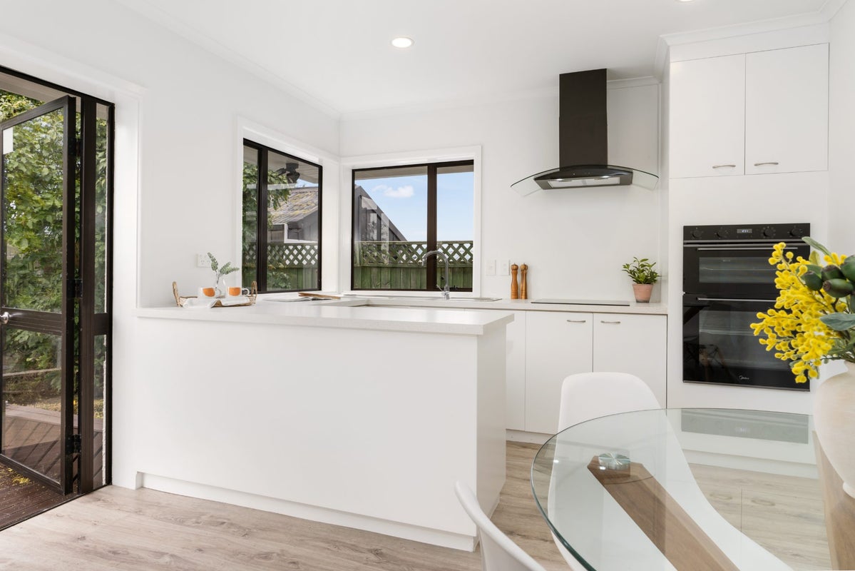 35 Reginald Street, Burwood, Christchurch - Carousel 2