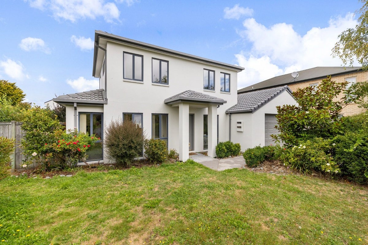21 Becmead Drive, Harewood, Christchurch - Carousel 1