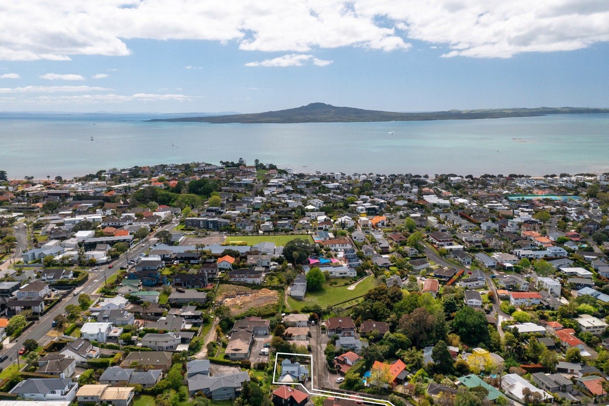 33 Geraldine Place, Kohimarama, Auckland - Carousel 2