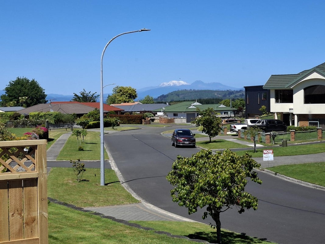 23 Whetu Place, Nukuhau, Taupo - Carousel 1