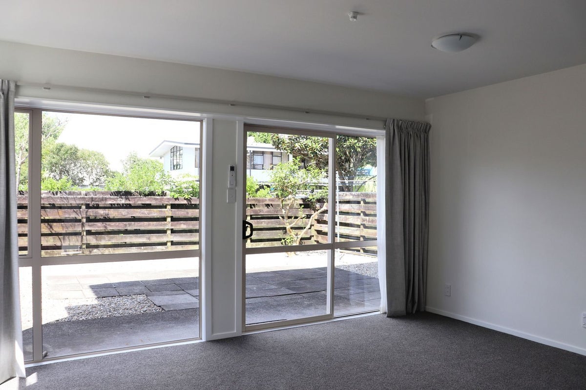 5/1 Glen Road, Browns Bay, Auckland - Carousel 2