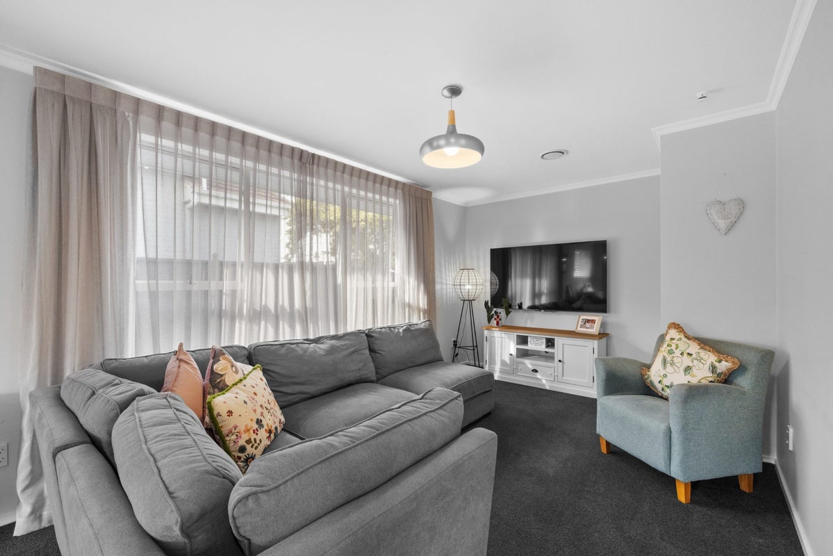 1/237 Estuary Road, South New Brighton, Christchurch - Carousel 2