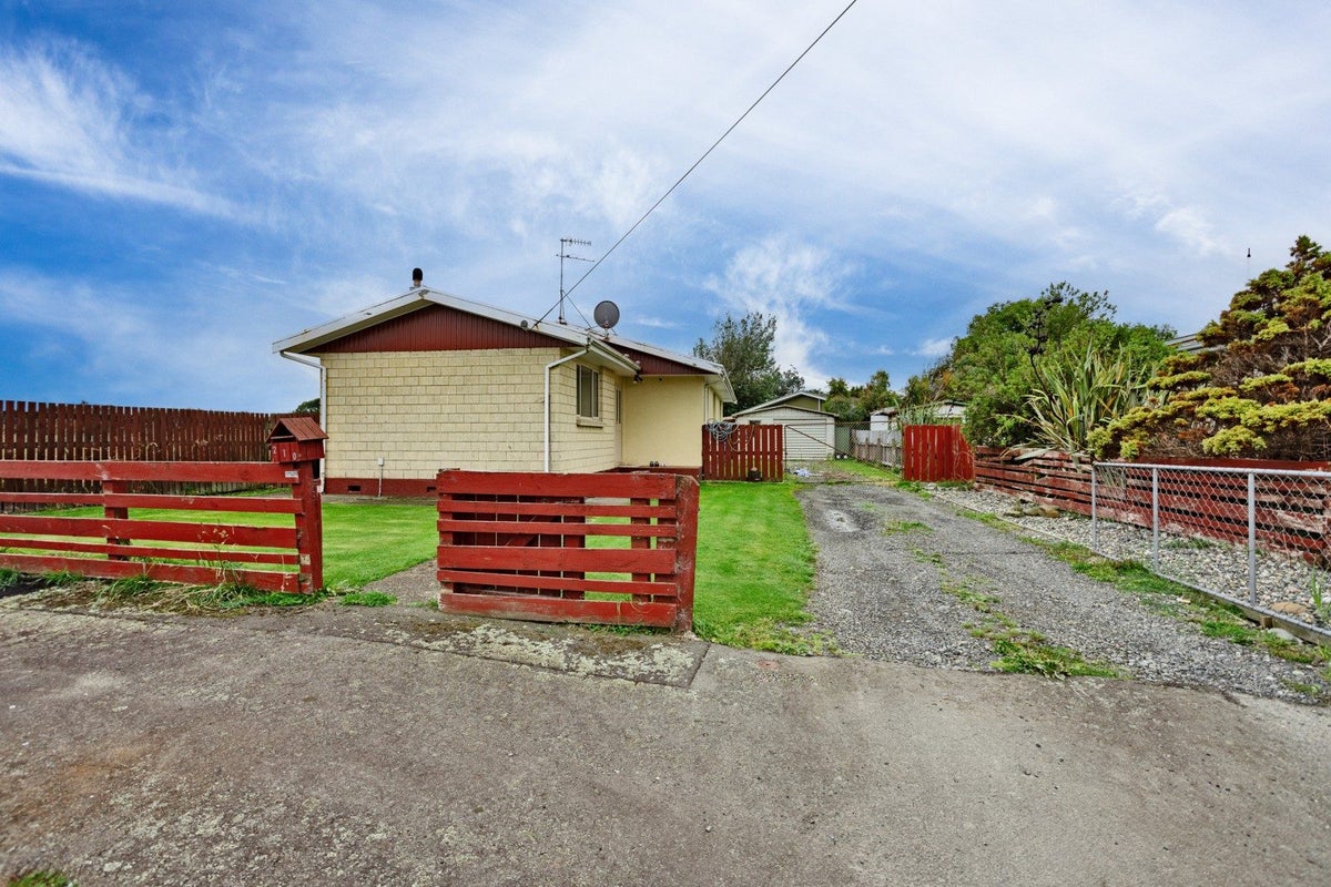 210 Bay Road, Grasmere, Invercargill - Carousel 22