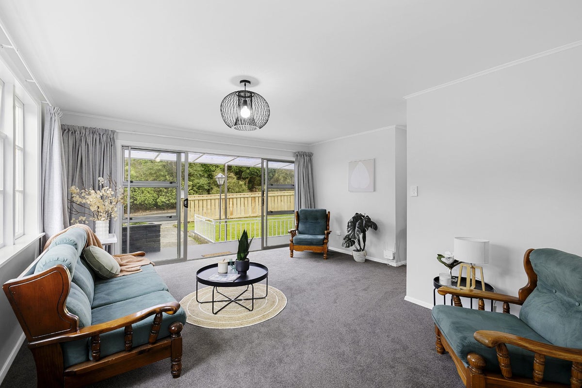 86 Kowhai Street, Naenae, Lower Hutt - Carousel 2
