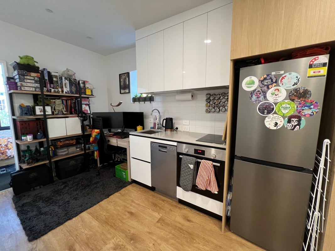 36/97 Taranaki Street, Te Aro, Wellington - Carousel 2