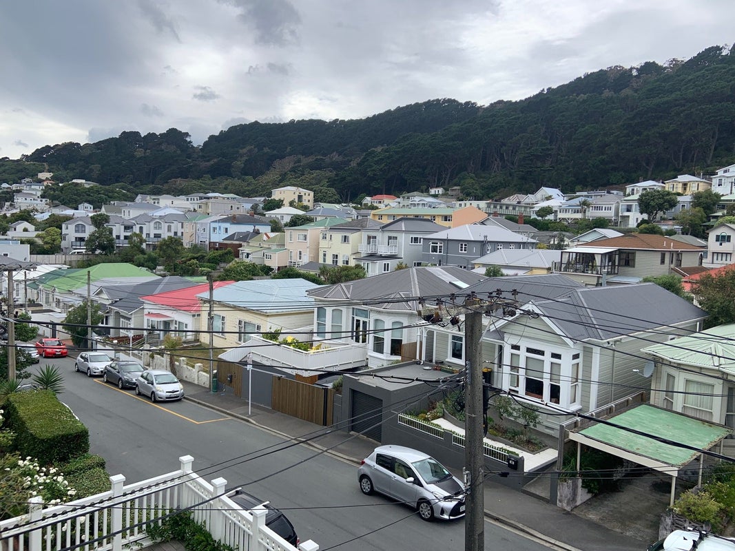 54 Porritt Avenue, Mount Victoria, Wellington - Carousel 2