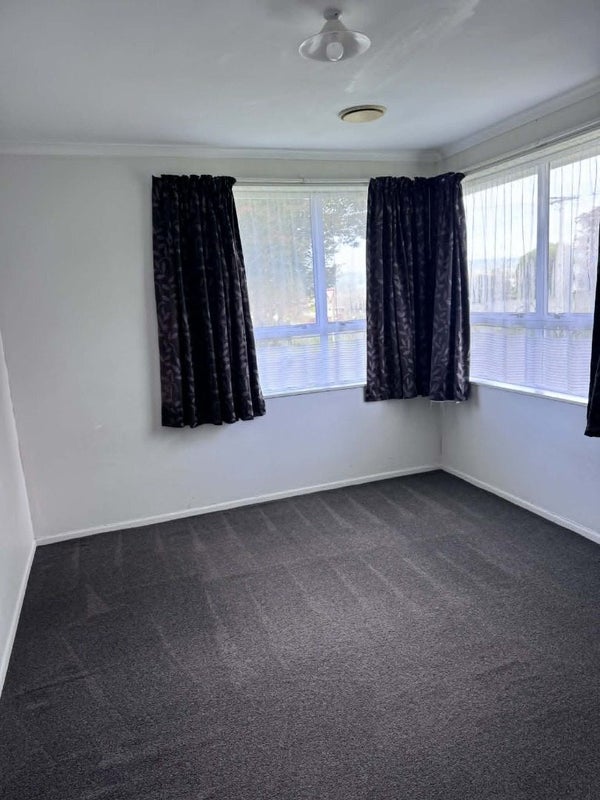 21 Island View Road, Western Heights, Rotorua - Carousel 7