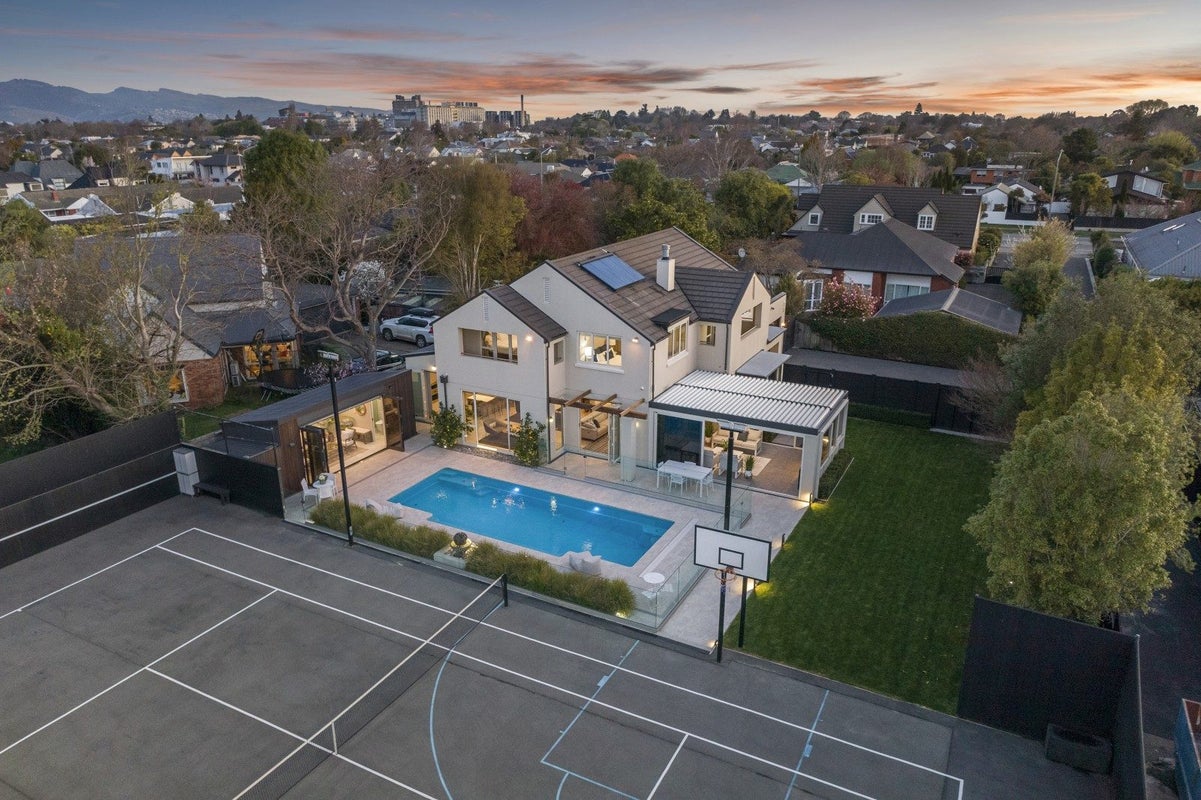 90 Memorial Avenue, Ilam, Christchurch - Carousel 1