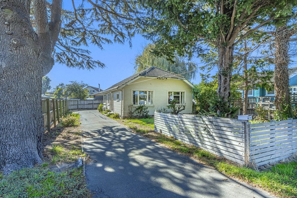 1/395 Linwood Avenue, Bromley, Christchurch - Carousel 1