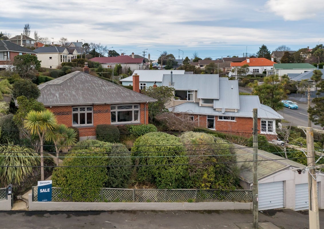 4 Pitcairn Street, Belleknowes, Dunedin - Carousel 1