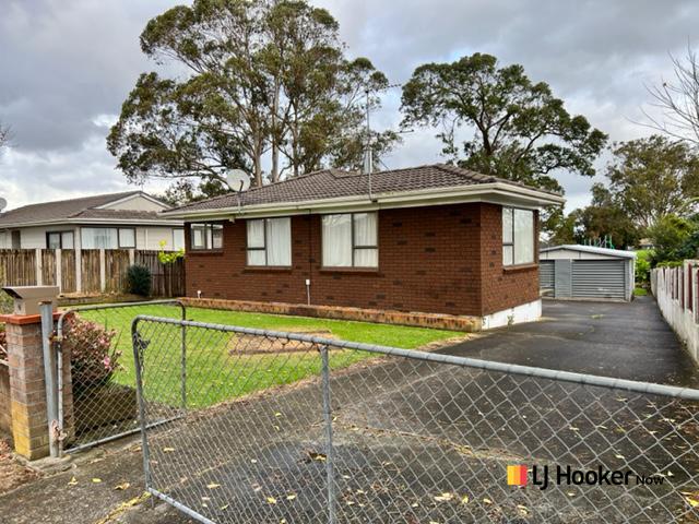 6 Goldnib Place, Randwick Park, Auckland - Carousel 1