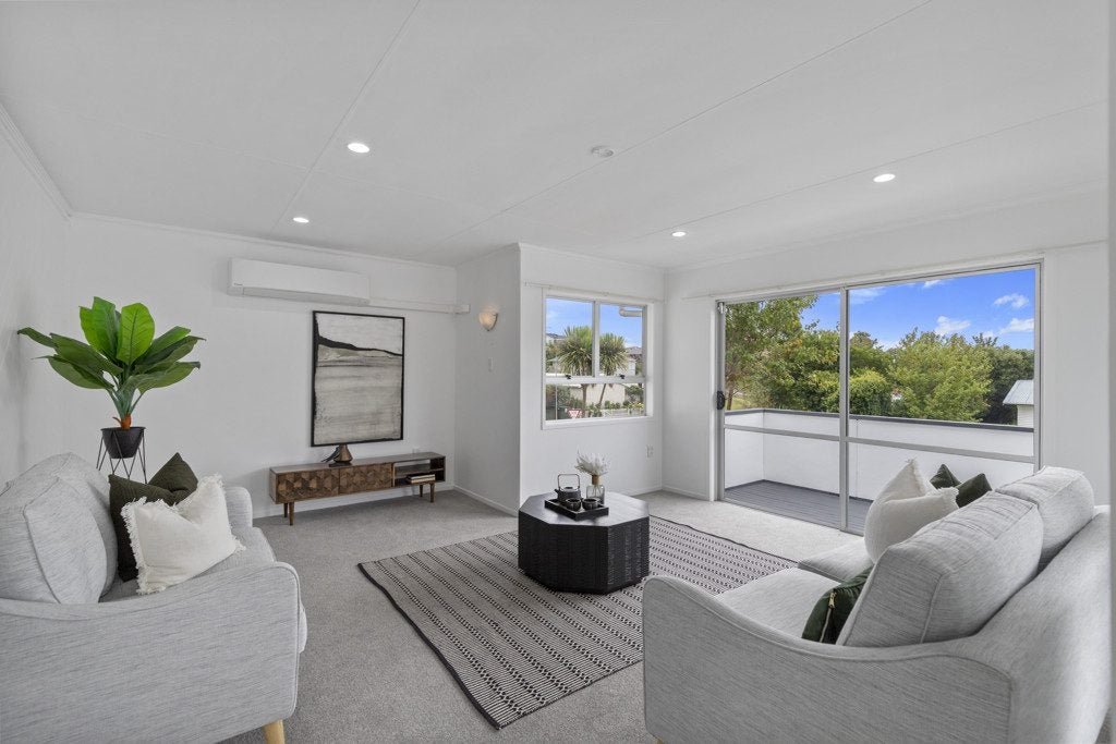 2 Edith Place, Dinsdale, Hamilton - Carousel 2