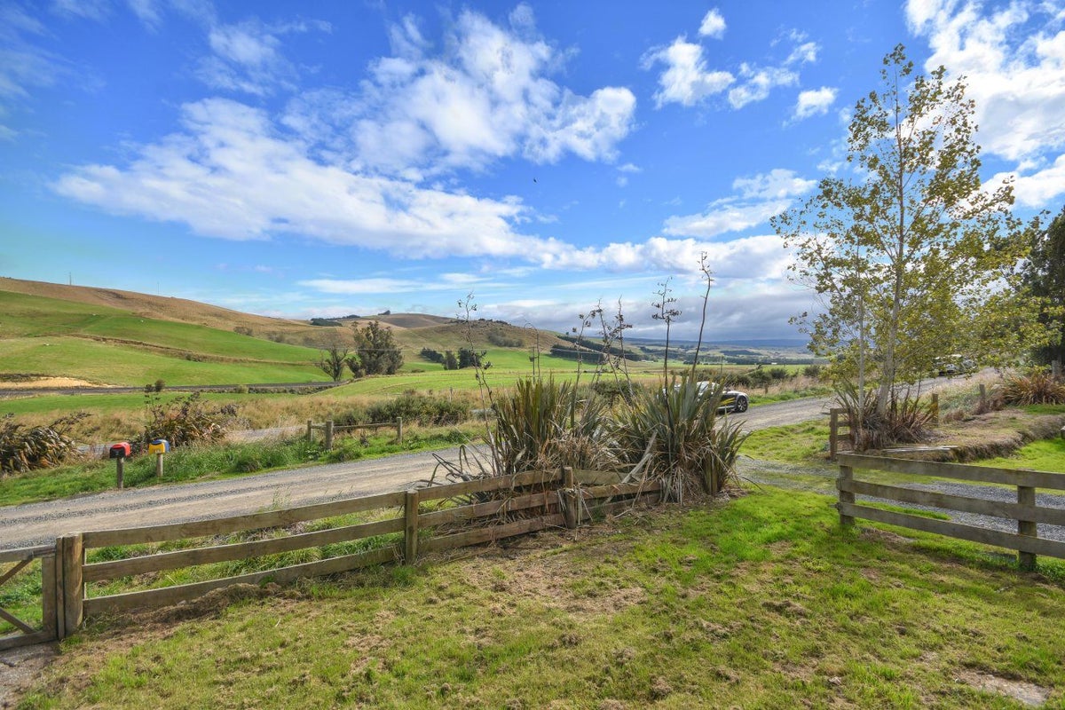 2 Dunedin Street, Milburn - Carousel 2