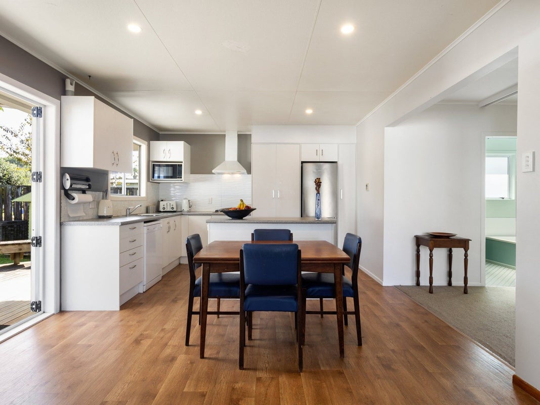 276 Sandwich Road, St Andrews, Hamilton - Carousel 2