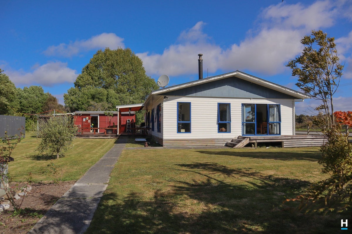 81 Otira Highway, Kumara Junction, Kumara - Carousel 1