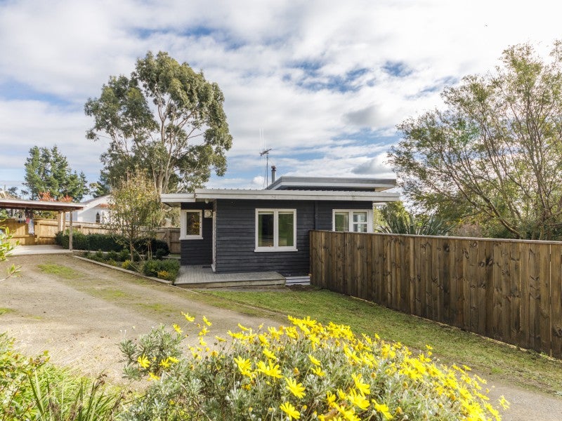 4 Lethbridge Lane, Tokomaru, Palmerston North - Carousel 2