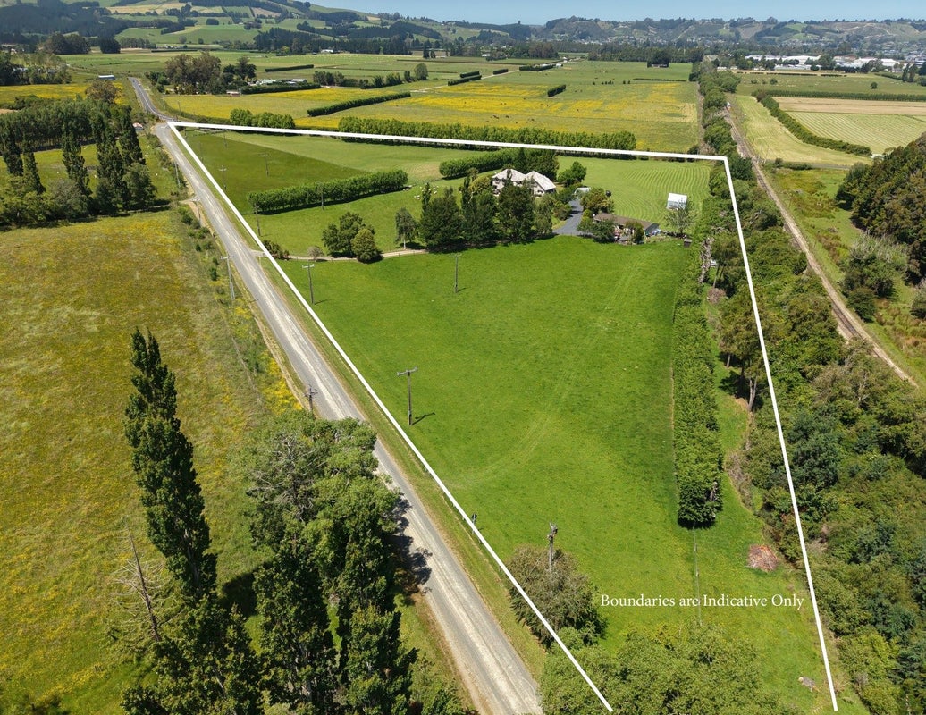 280 Wairongoa Road, North Taieri, Mosgiel - Carousel 50