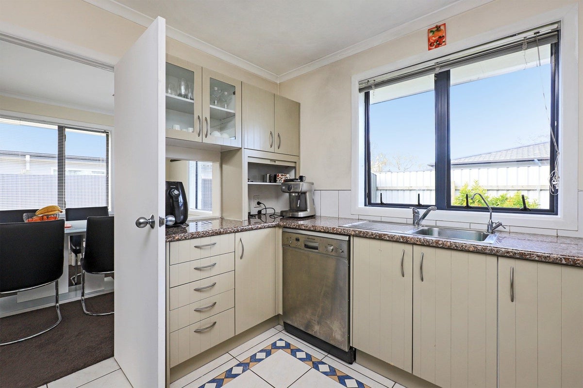 806A Lawrence Street, Akina, Hastings - Carousel 2