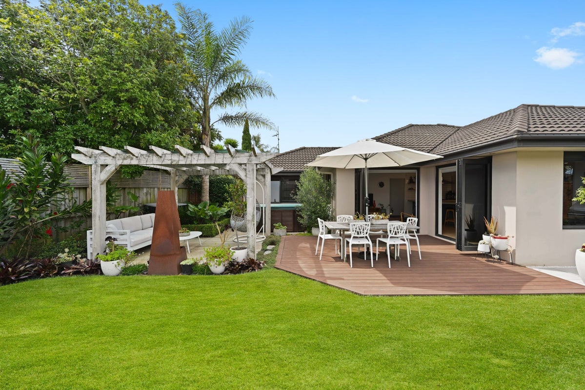 19 Connor Court, Huntington, Hamilton - Carousel 1