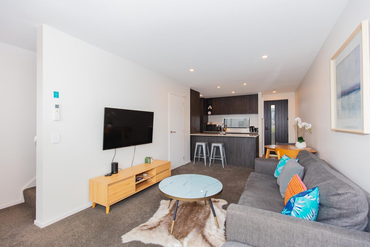 6/321 Lincoln Road, Addington, Christchurch - Carousel 2