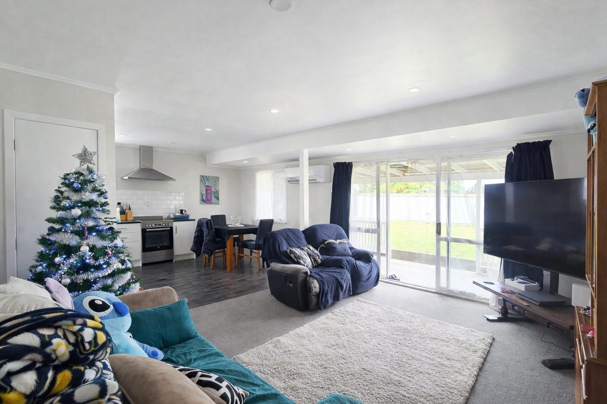 16 Esk Crescent, Tokoroa, Tokoroa - Carousel 2