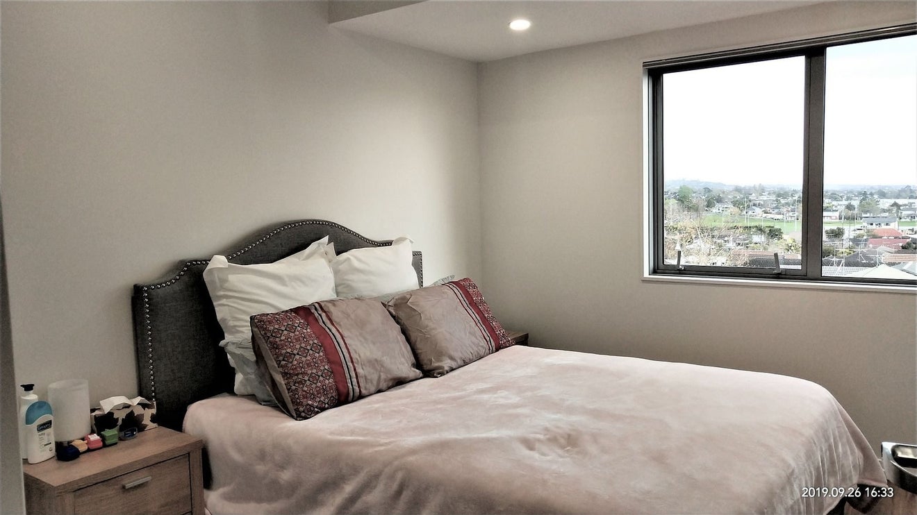 6/46 Wellington Street, Howick, Auckland - Carousel 2