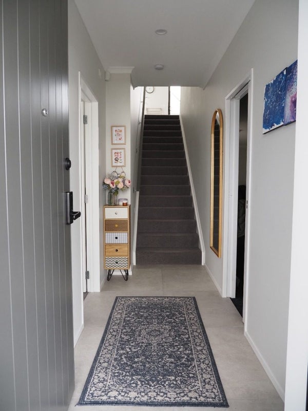 9 Roundel Crescent, Whenuapai, Auckland - Carousel 2