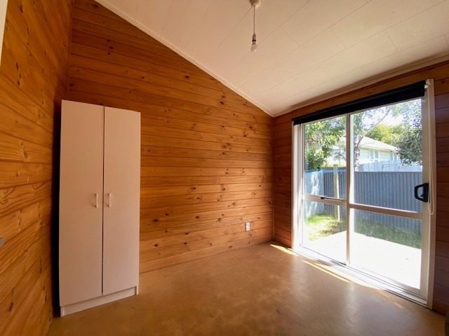 1008A Hood Street, Mayfair, Hastings - Carousel 10
