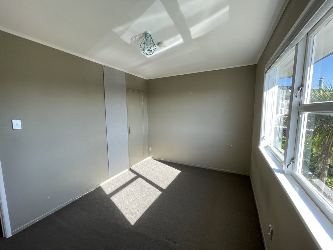 33 Seon Place, Birkdale, Auckland - Carousel 19