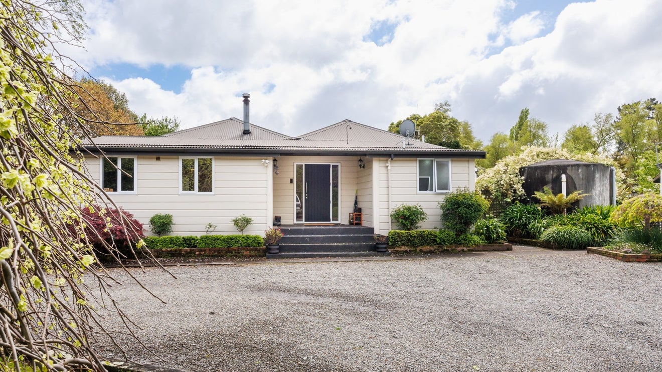 122 Pohangina RD, Pohangina, Ashhurst  - Carousel 1