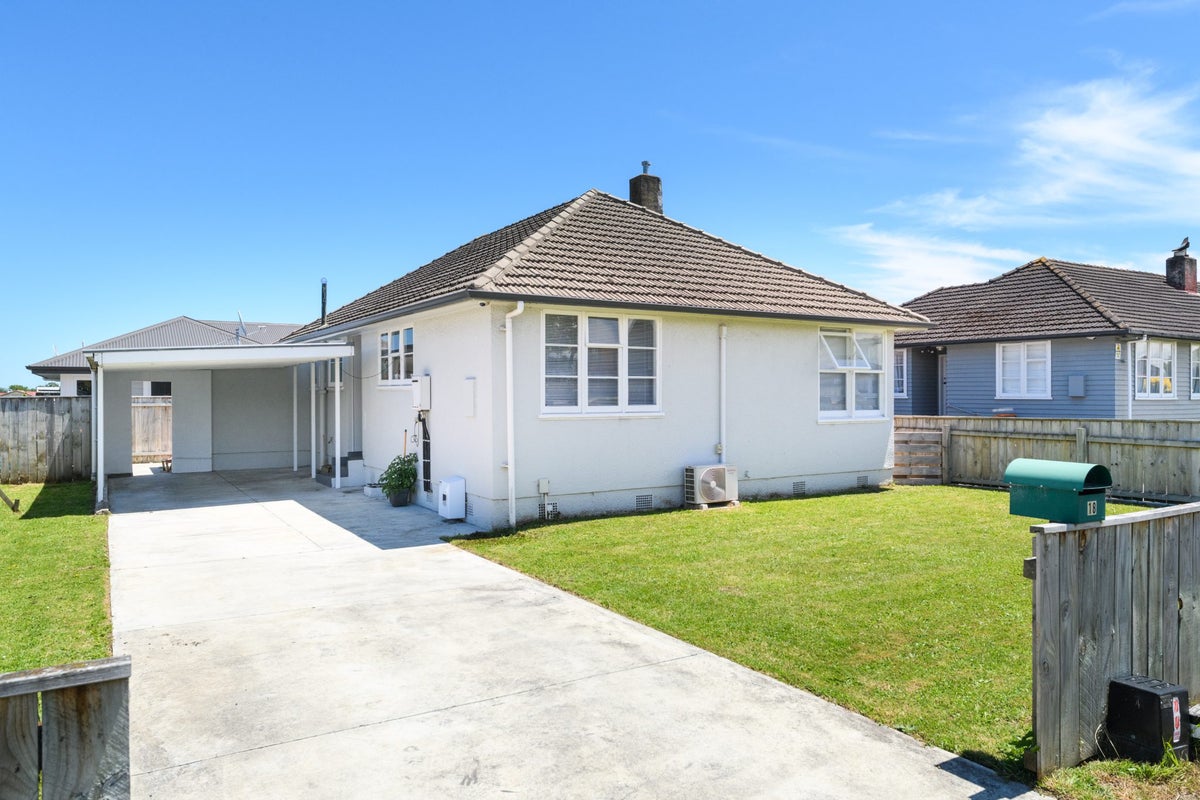 18B Thames Street, Roslyn, Palmerston North - Carousel 1