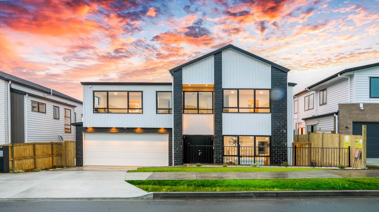 11 Whakahoki Road, Flat Bush, Auckland - Carousel 1