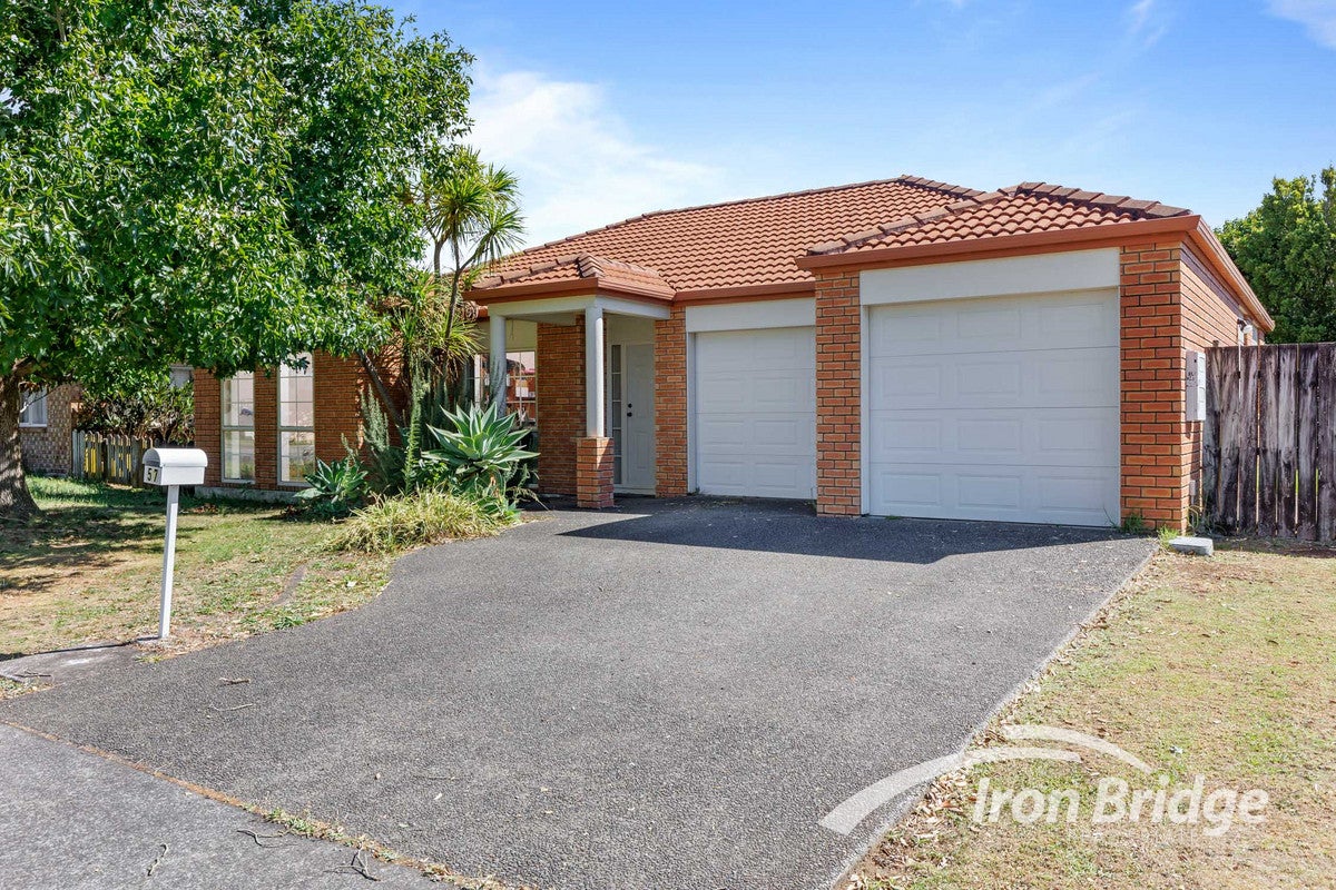 57 Waimahia Avenue, Weymouth, Auckland - Carousel 1