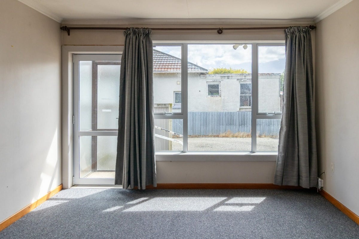 2/134 Pomona Street, Strathern, Invercargill - Carousel 2