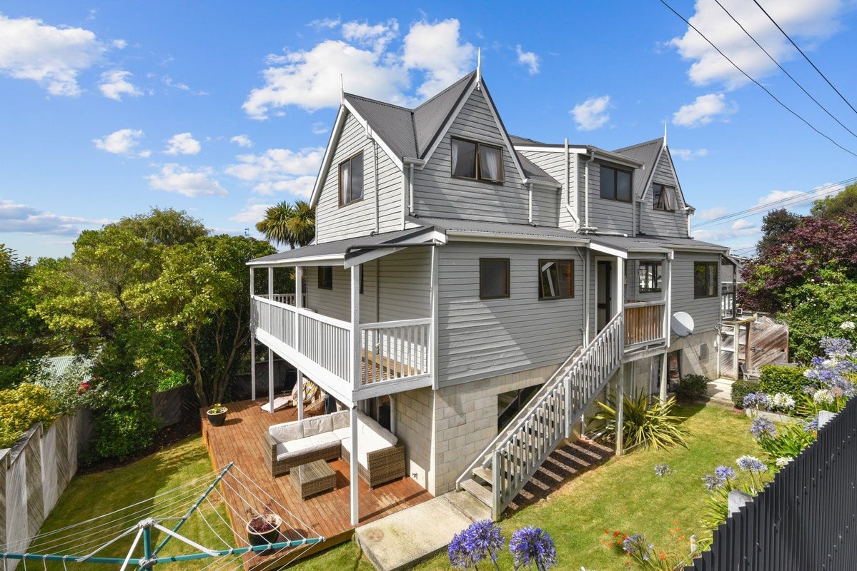 16 Hood Street, Wakari, Dunedin - Carousel 2