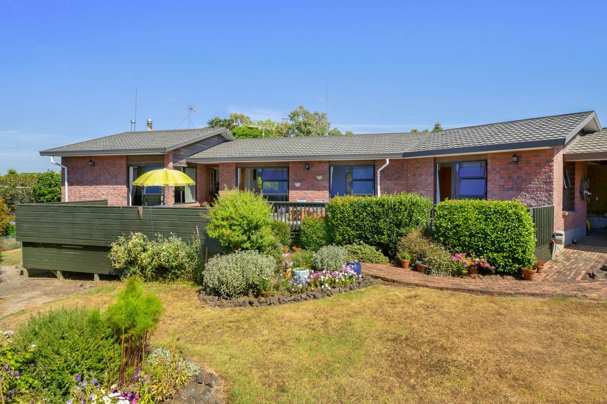 23A Trigg Road, Huapai, Kumeu - Carousel 1