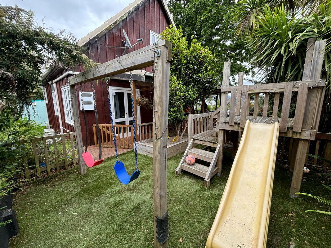 17A Awaroa Road, Sunnyvale, Auckland - Carousel 2