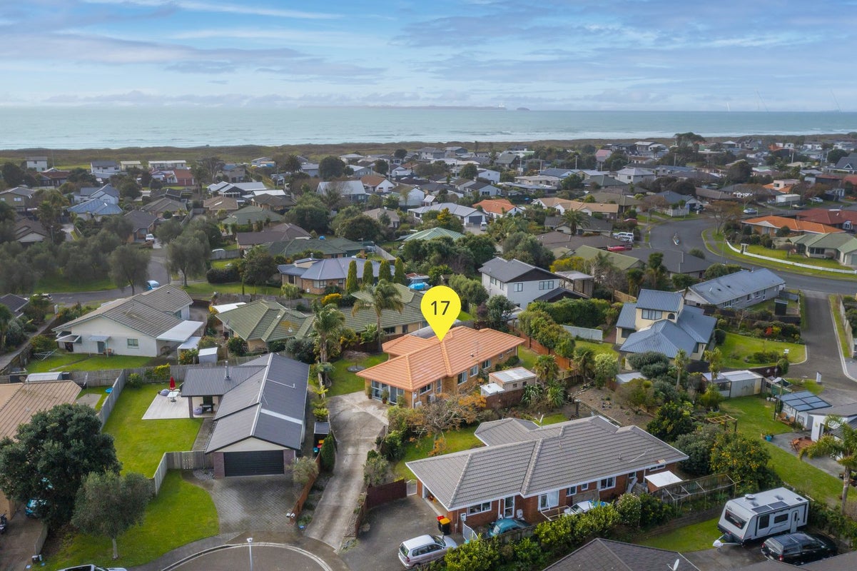 17 Larisa Grove, Papamoa Beach, Papamoa - Carousel 28