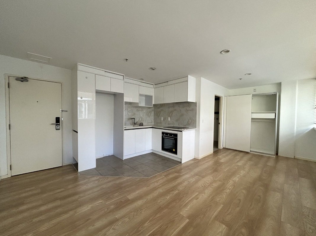 6H/2 Whitaker Place, Grafton, Auckland - Carousel 1