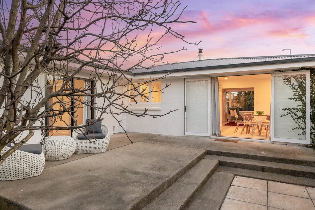 126 Kendal Avenue, Burnside, Christchurch - Carousel 2