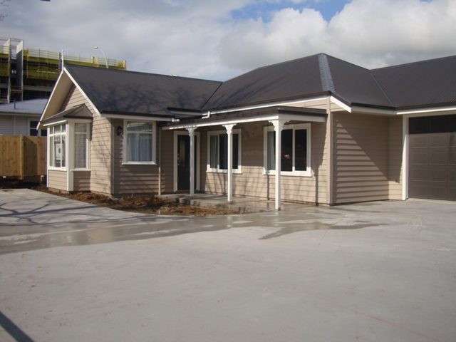 1 Sandleigh Road, Hamilton Lake, Hamilton - Carousel 1