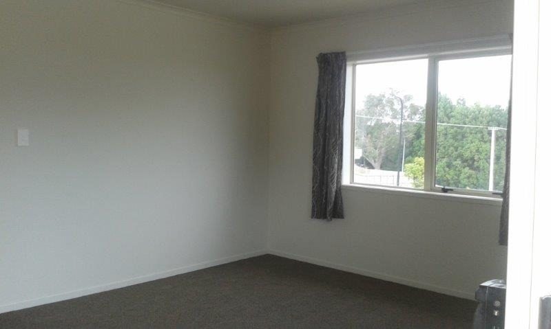5 Utopia Park Heights, Welcome Bay, Tauranga - Carousel 1