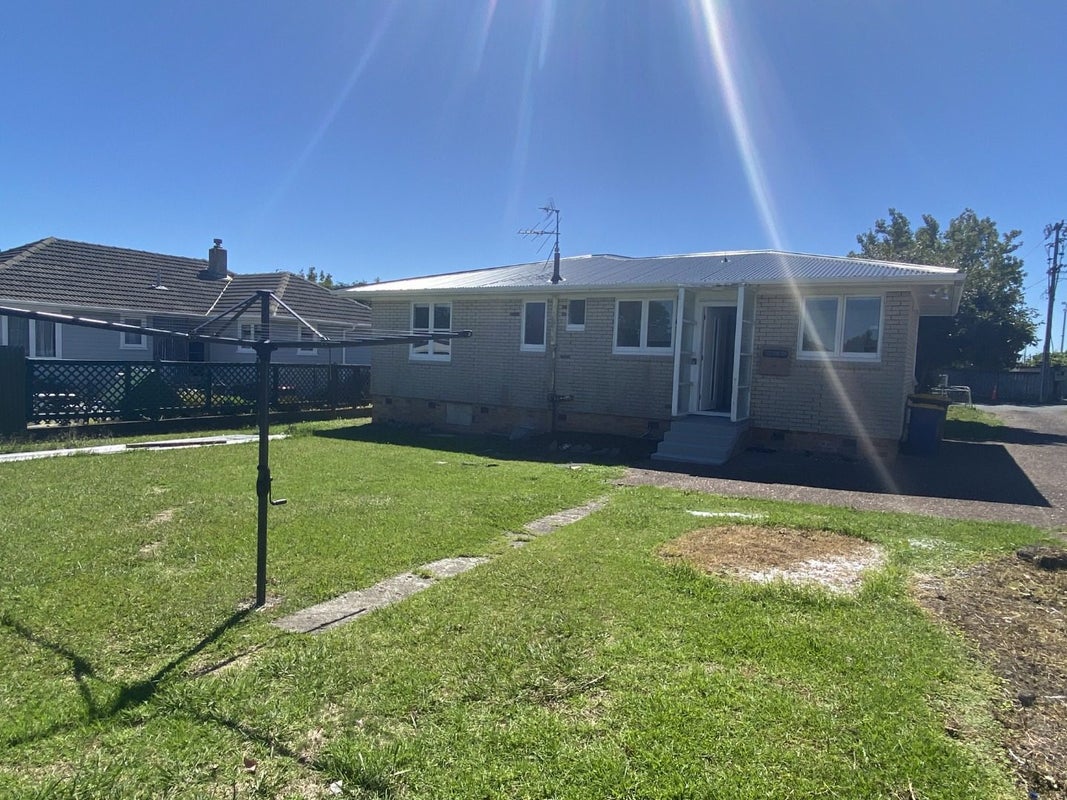 20A Nile Road, Kelston, Auckland - Carousel 15