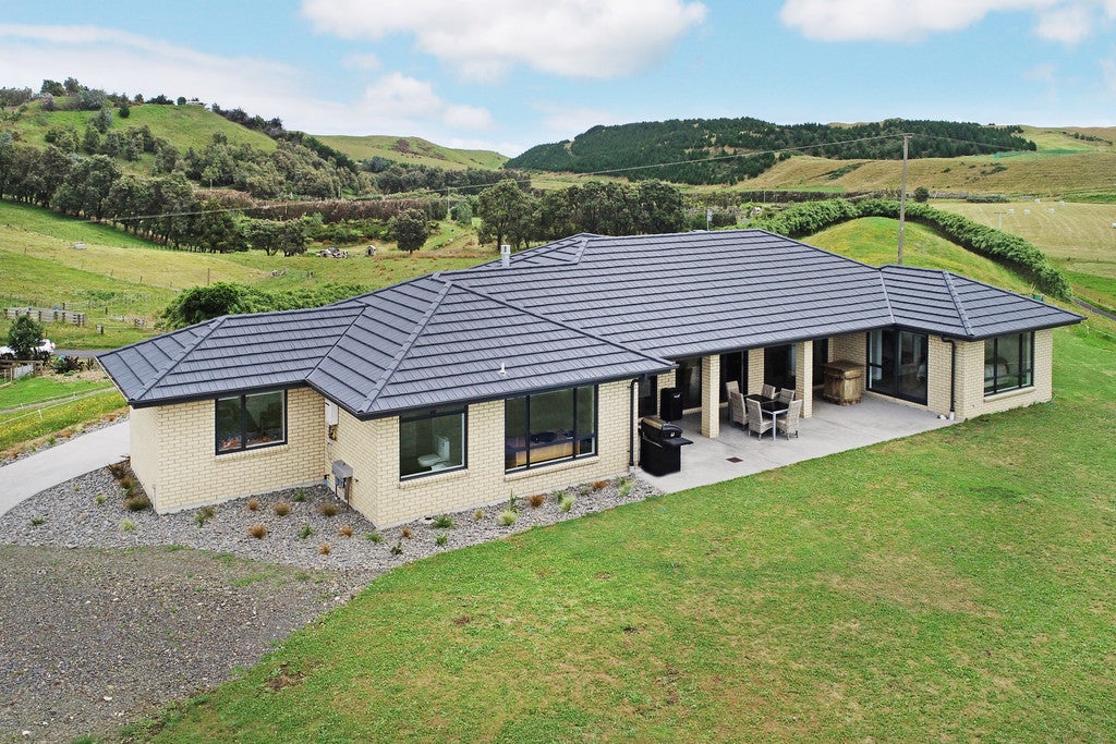 23 Bird Road, Waiuku - Carousel 1