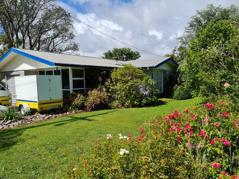 14 Golf Links Road, Carters Beach, Westport - Carousel 1