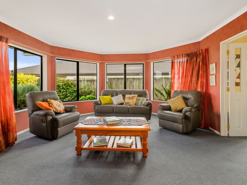 37 Elmbridge Place, Owhata, Rotorua - Carousel 2
