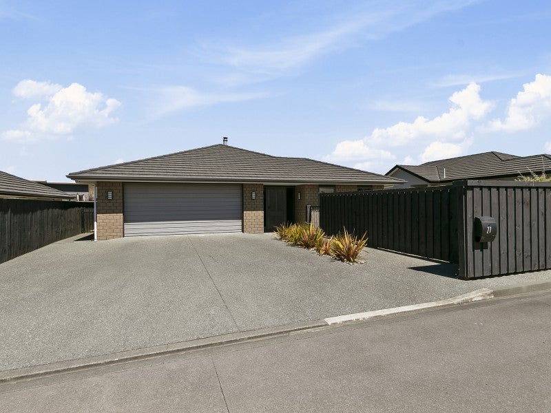 27 Kelso Grove, Kelson, Lower Hutt - Carousel 1